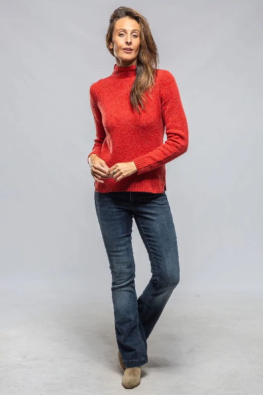 Anna Speckled Mock Neck Sweater In Red