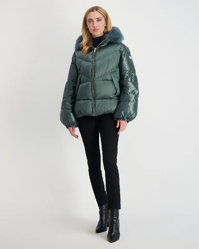 Après-Ski Jacket With Detachable Toscana Shearling Lamb Hood Trim