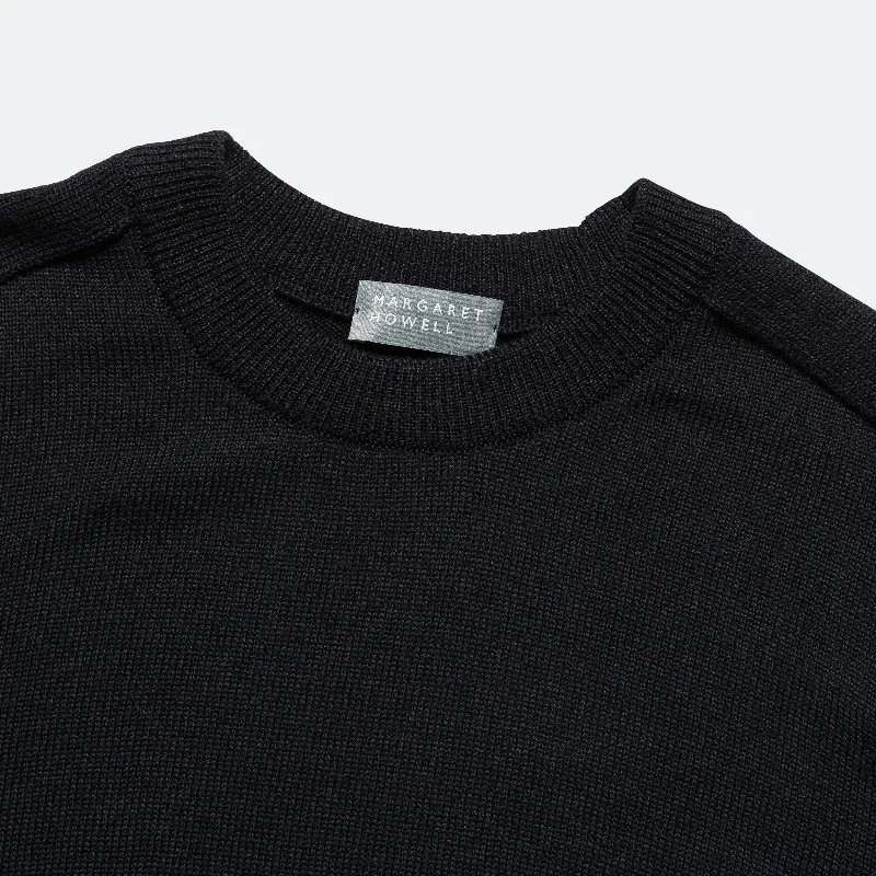 Seamless Crew - Black Pure Wool