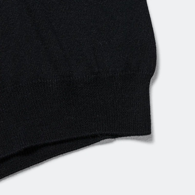 Seamless Crew - Black Pure Wool